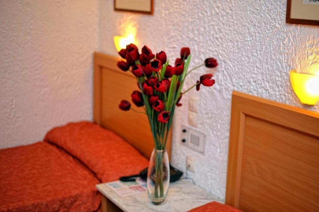 Karteros Hotel 3*