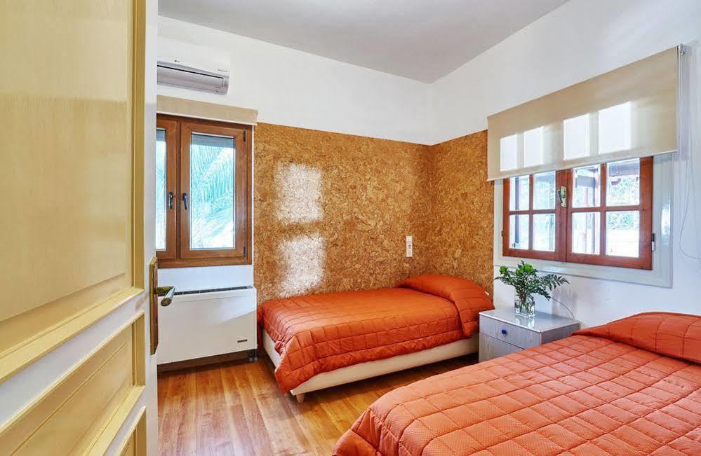 Karteros Hotel Hotel 3*