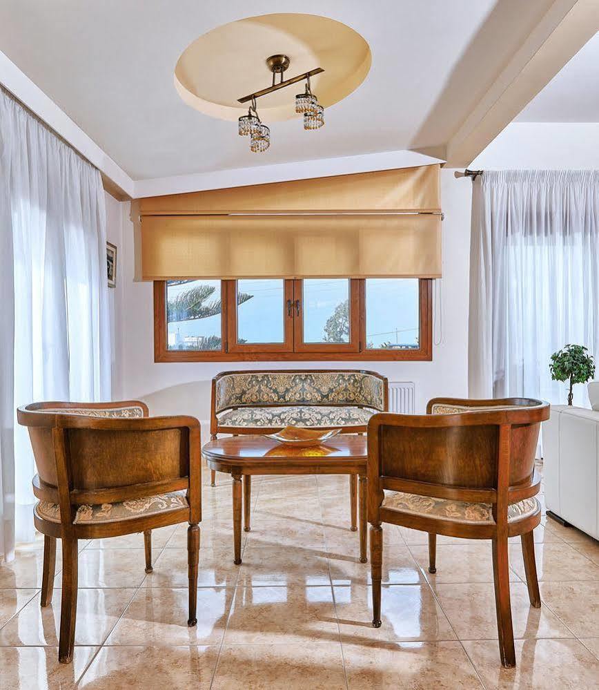 Hotel Karteros Hotel 3*